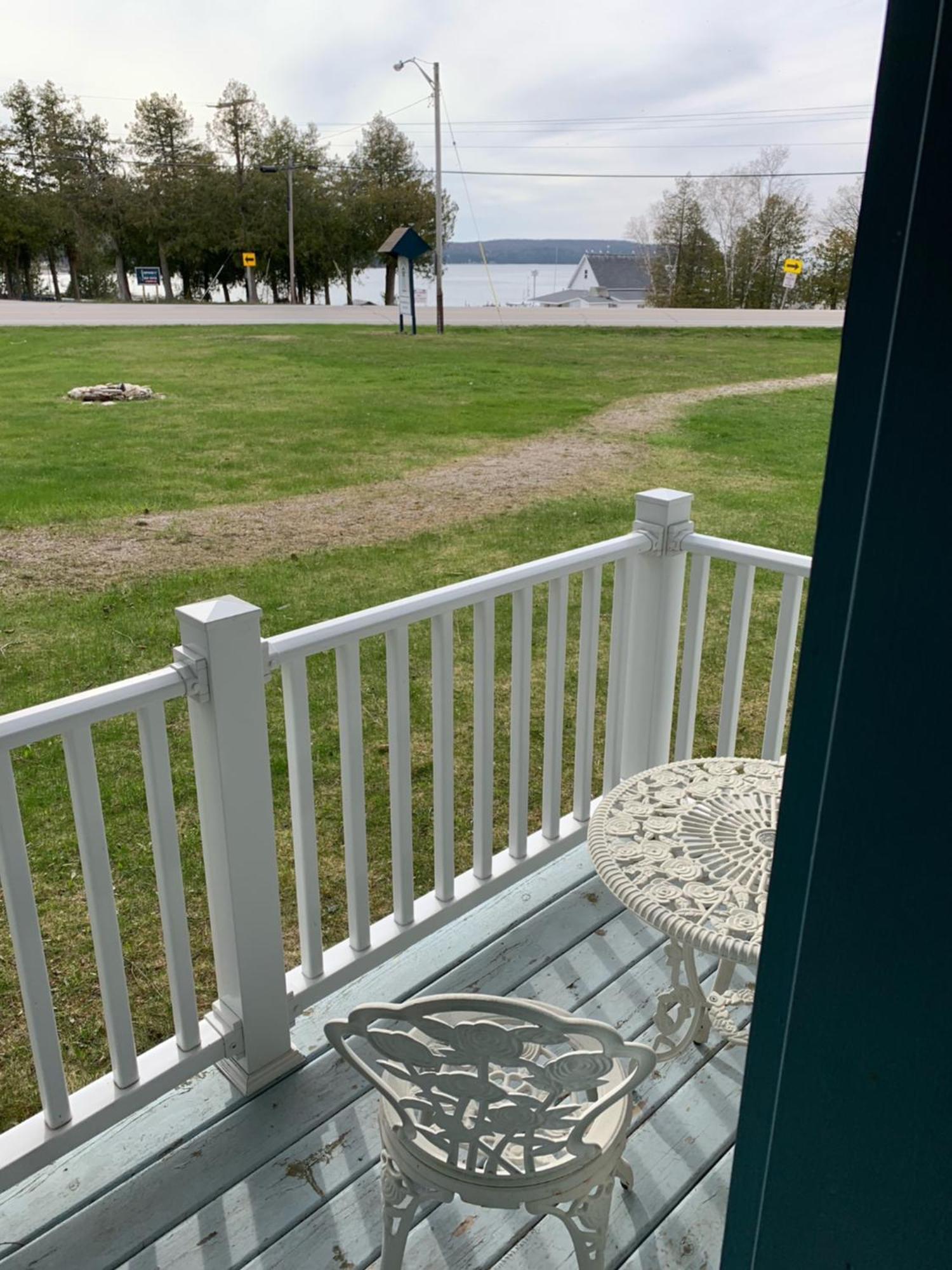 Harbor Light Inn Gills Rock Buitenkant foto